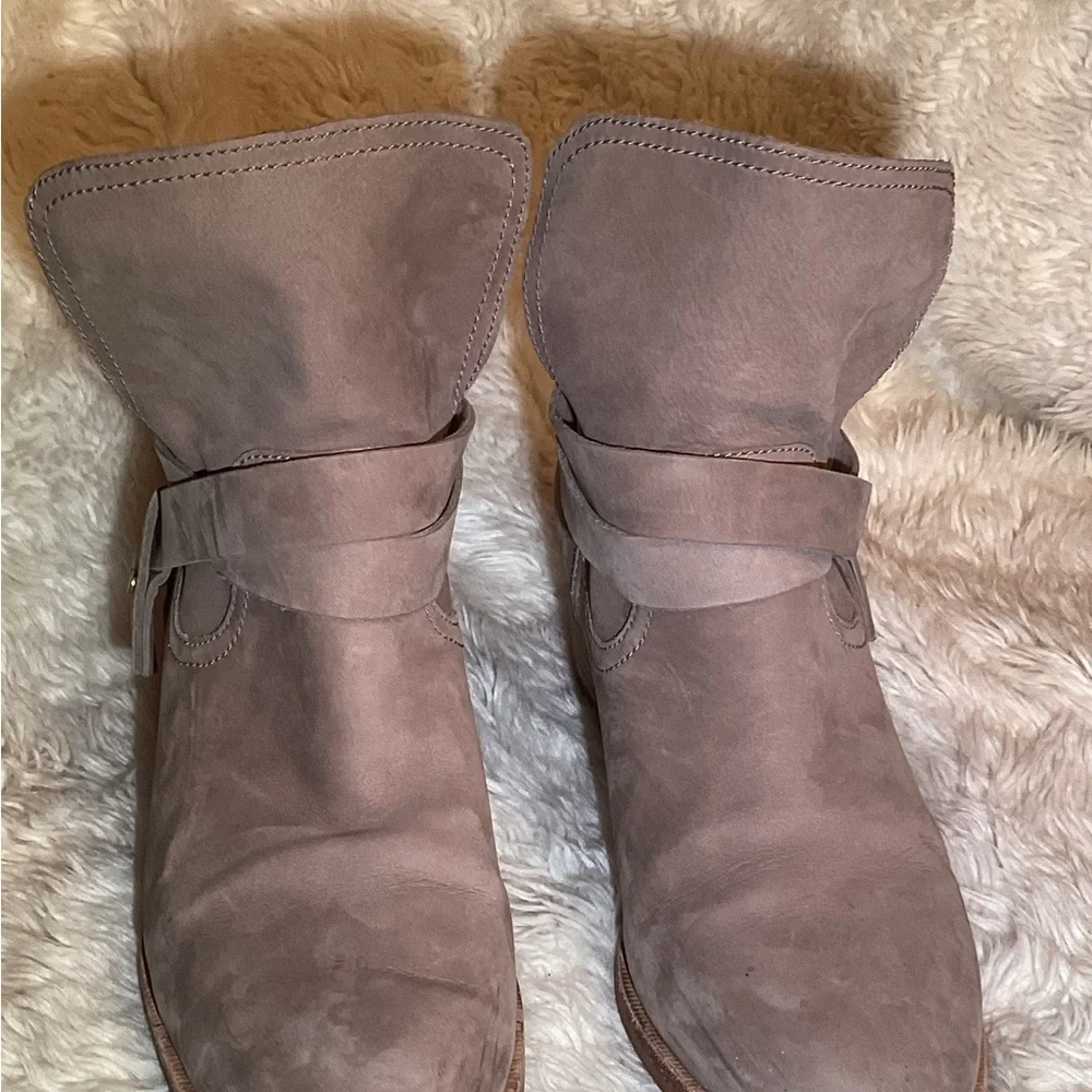 UGG Elora taupe nubuck harness booties size 10